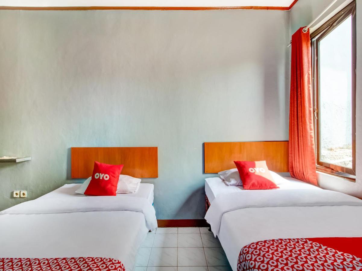 Oyo 3750 Elder Guest House Bandung Buitenkant foto